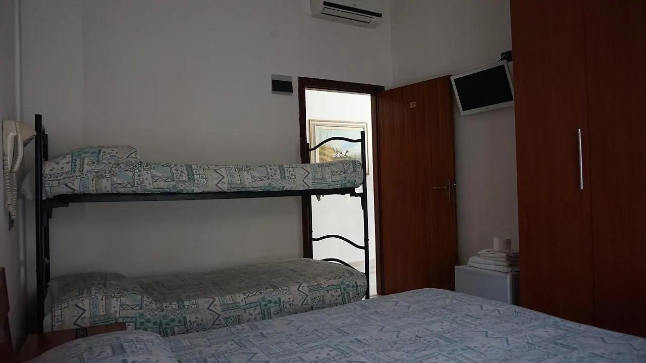 Hotel Daria Rimini 3*,